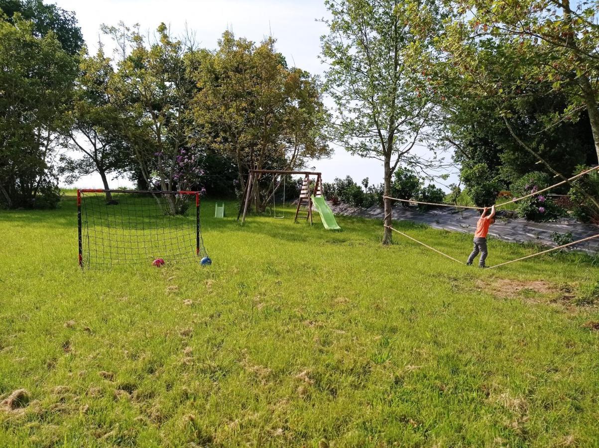 Gite Oust Au Lit Saint-Vincent-sur-Oust Esterno foto